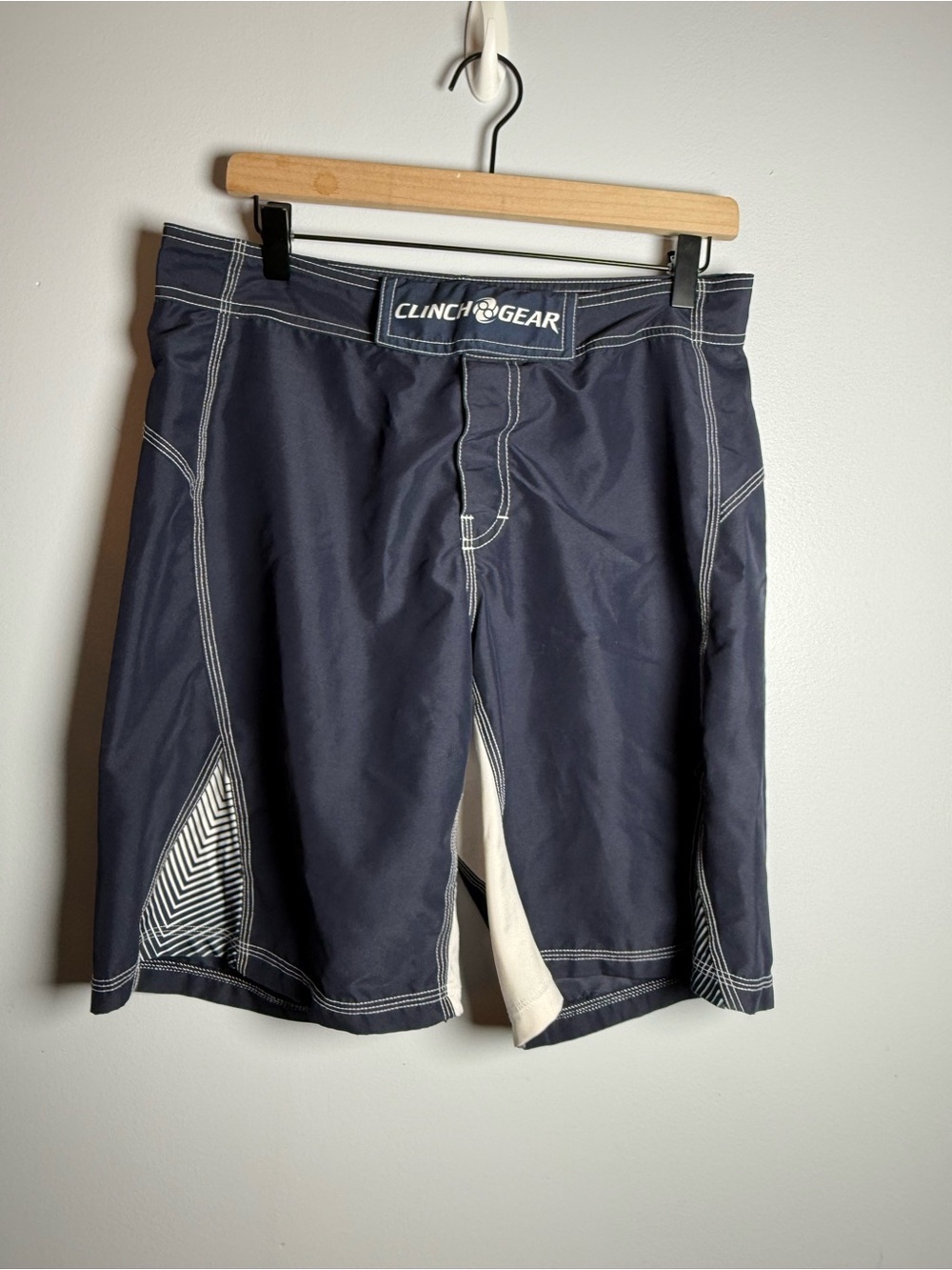 Cinch Navy and White Men's Board Shorts